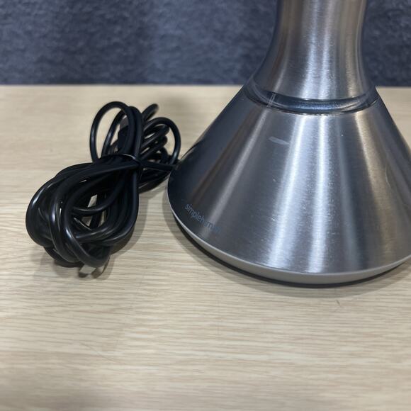 Simplehuman ST3026 8-inch, Sensor-activated Lighted Mirror w/ 5x Magnification - Picture 15 of 16